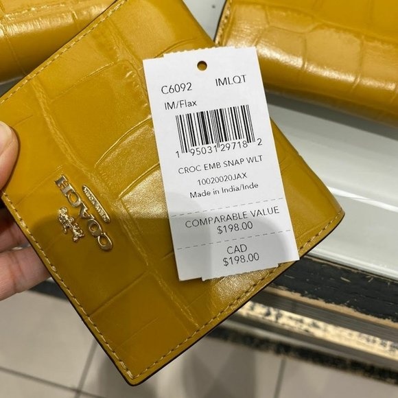 Coach Snap Wallet c6092 - Picture 5 of 7